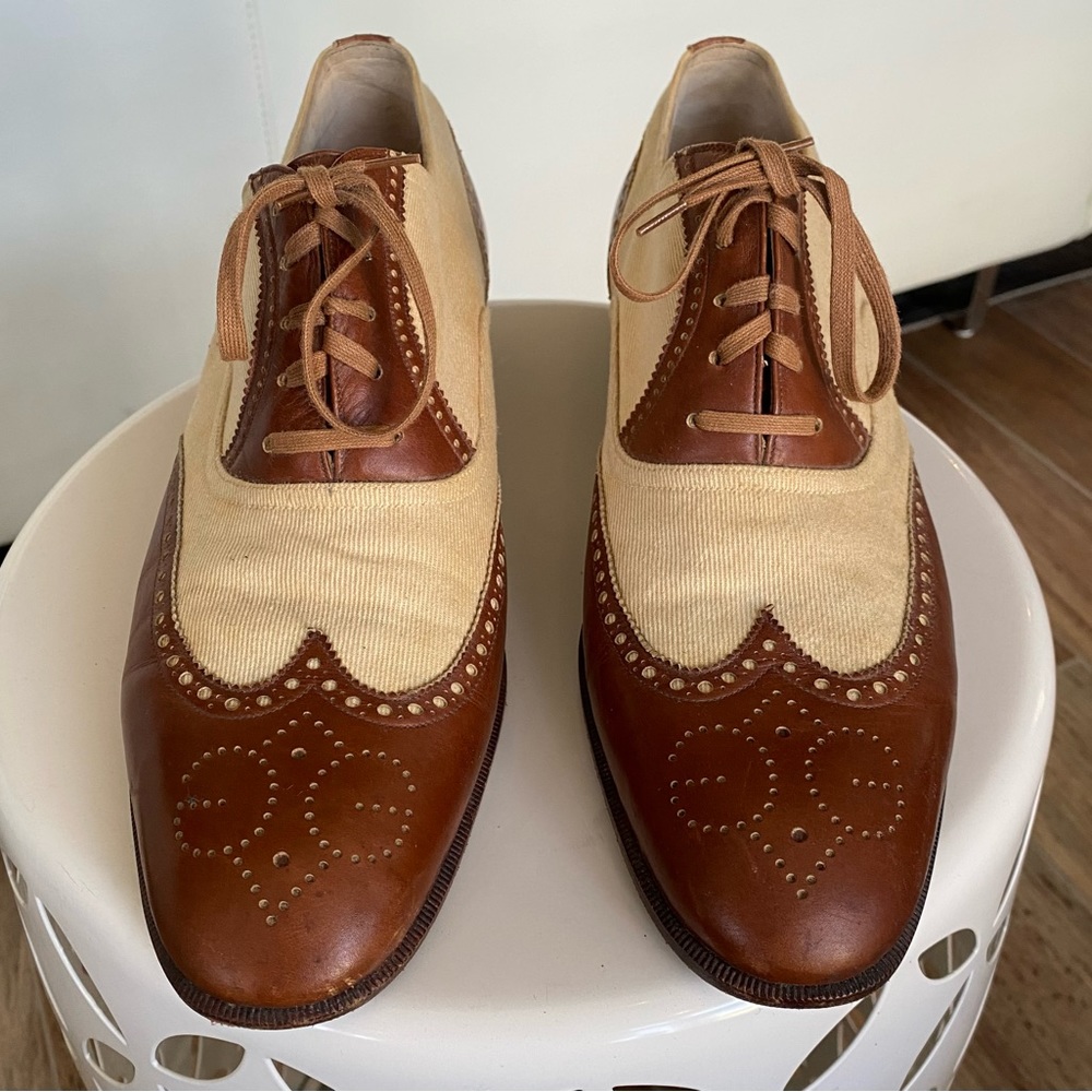 1970's GUCCI ITALY Men's monogram wing-tip brogue spectator dress shoes